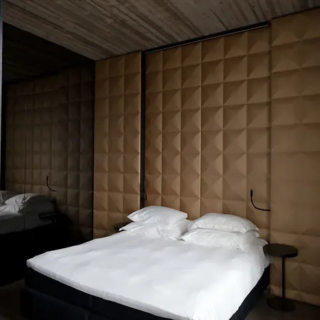 Pilar Hotel
